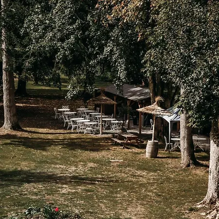 Bed & Breakfast Chateau De 3*