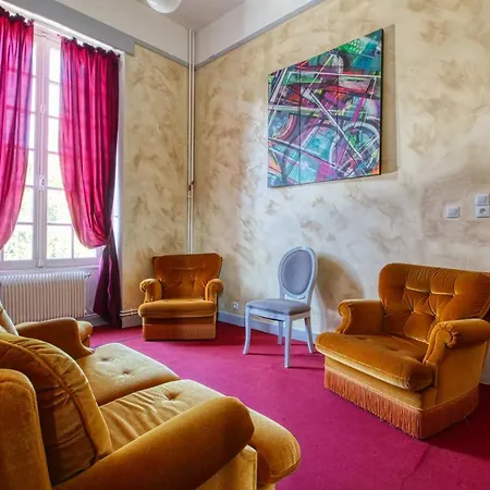 Chateau De 3*