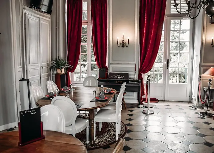 Château De Couette-café 3*